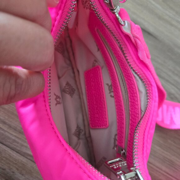 Steve Madden NEON Pink Shoulder Strap Handbag Chain Strap Pouch Attachable - Picture 4 of 9